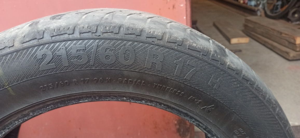 Barum 215/60r17  зимняя