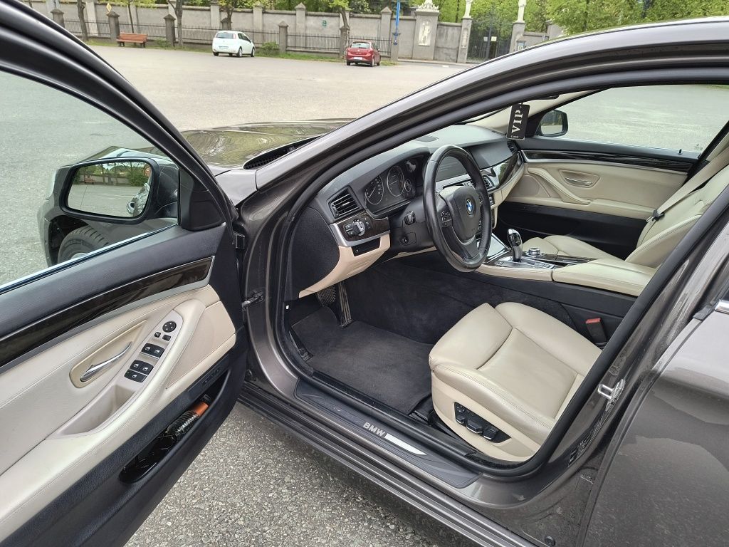 BMW Seria 5 525d 3.0D Sport-Aut