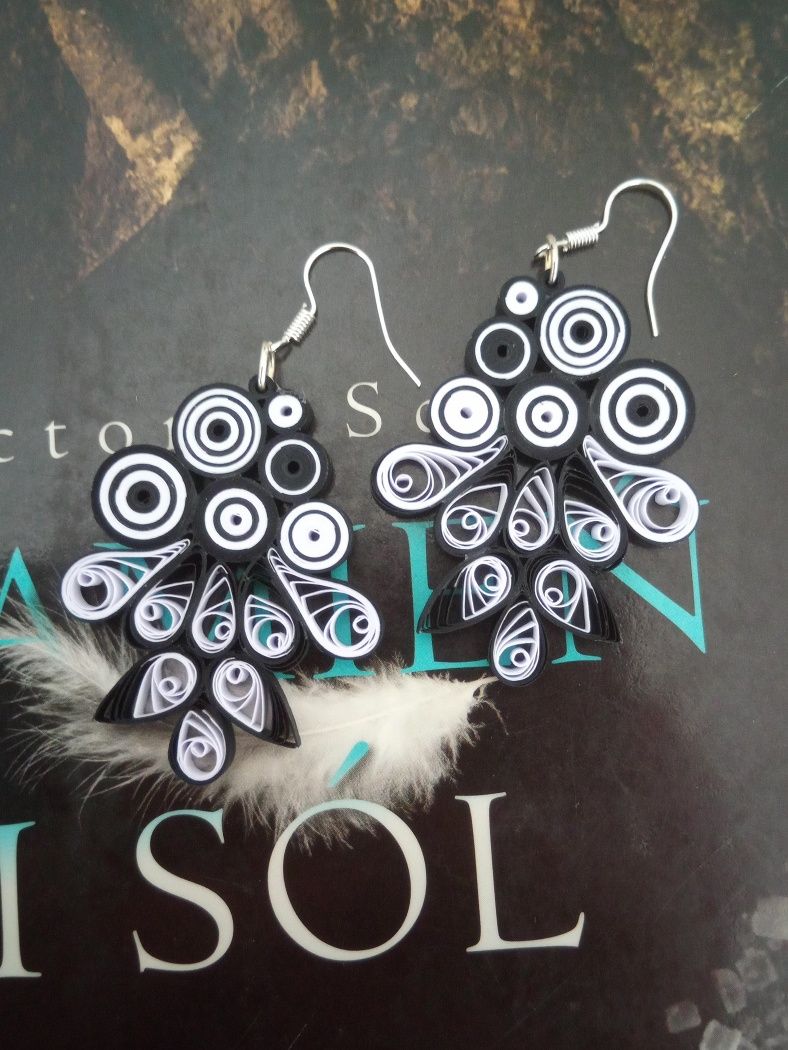Lekkie kolczyki Quilling czarno-białe