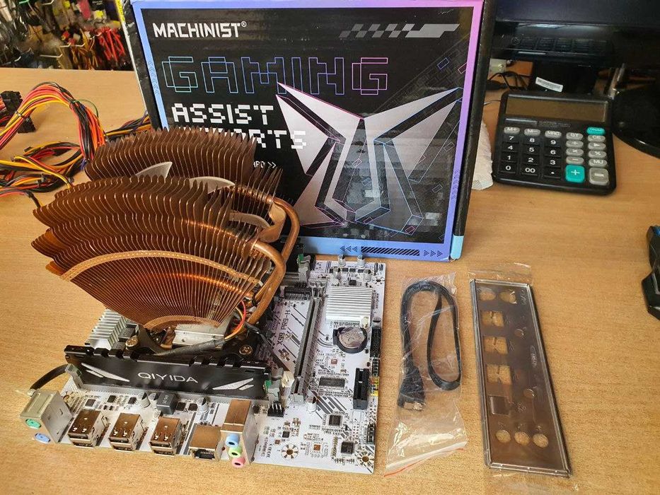 Матер плата s2011v4 Machinist X99 24-пот E5-2680v4 32 Гб DDR4.
