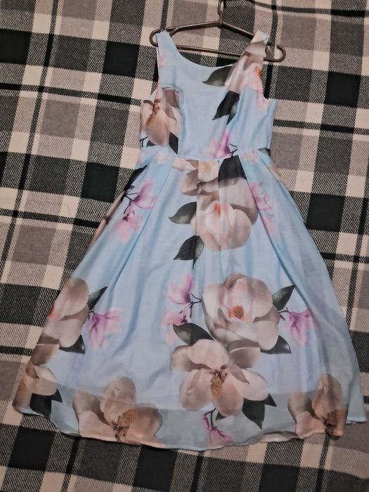 Сукня жіноча святкова