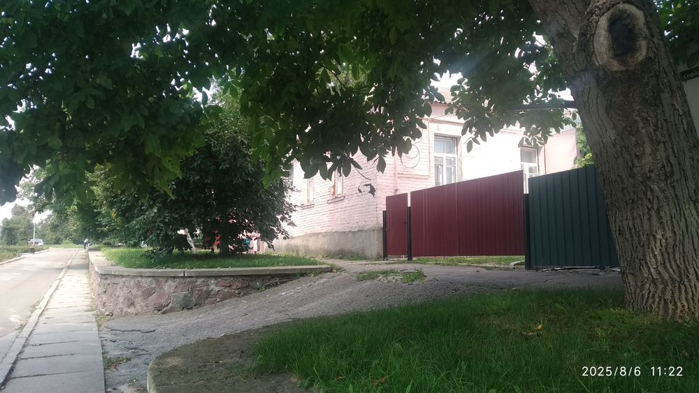 Тараща. Продаж 4кімн.кв 85м.кв в центрі