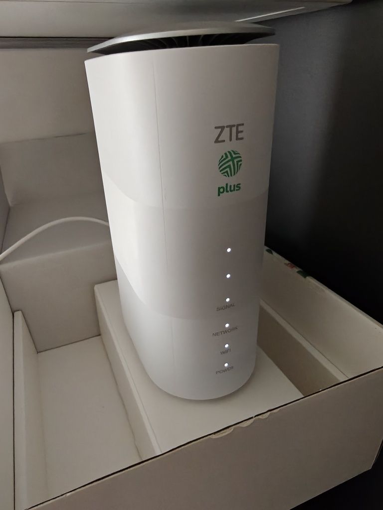 Router ZTE MC888 5G bez simlocka, bez rat