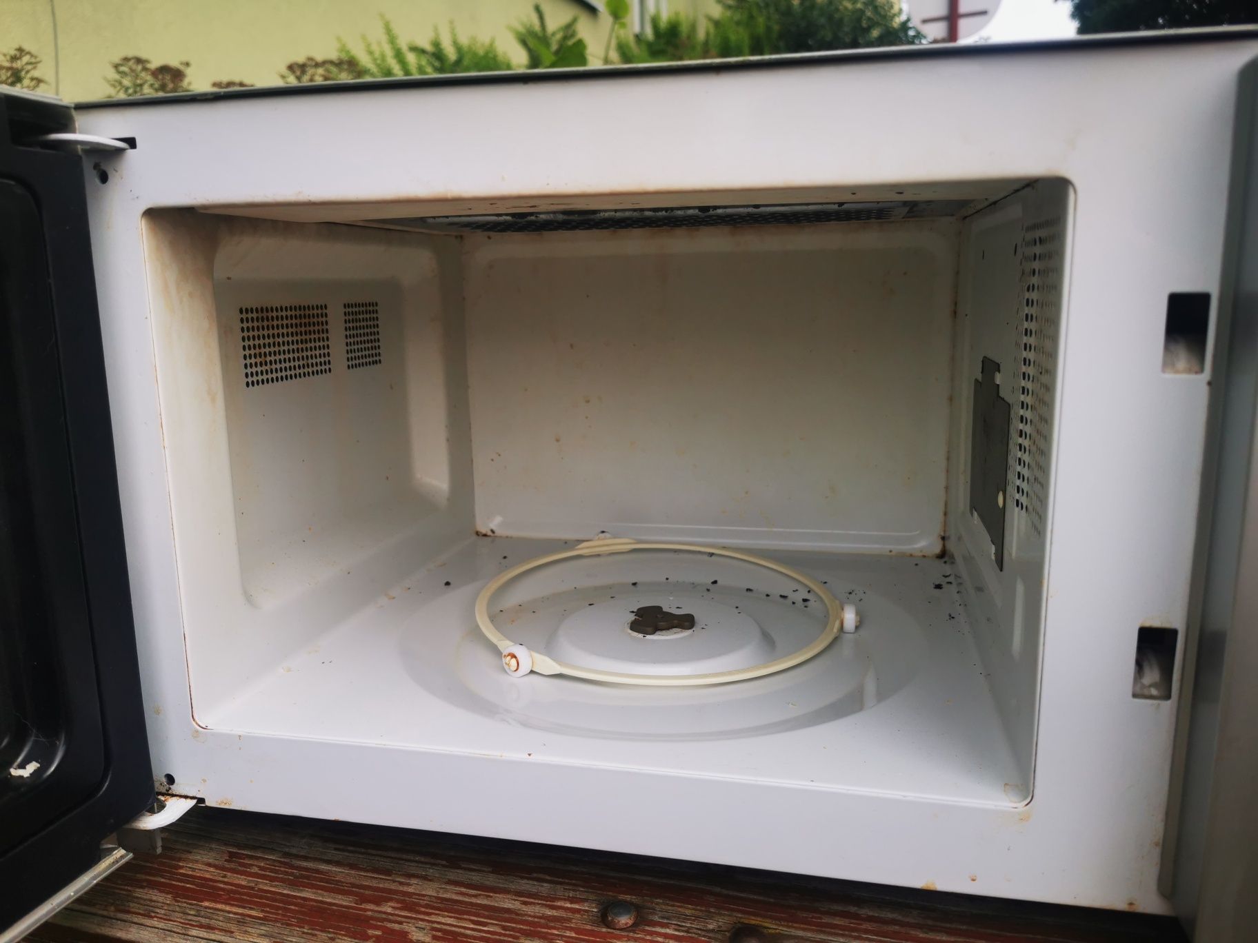 Mikrofalówka Electrolux EMM2015 Grill