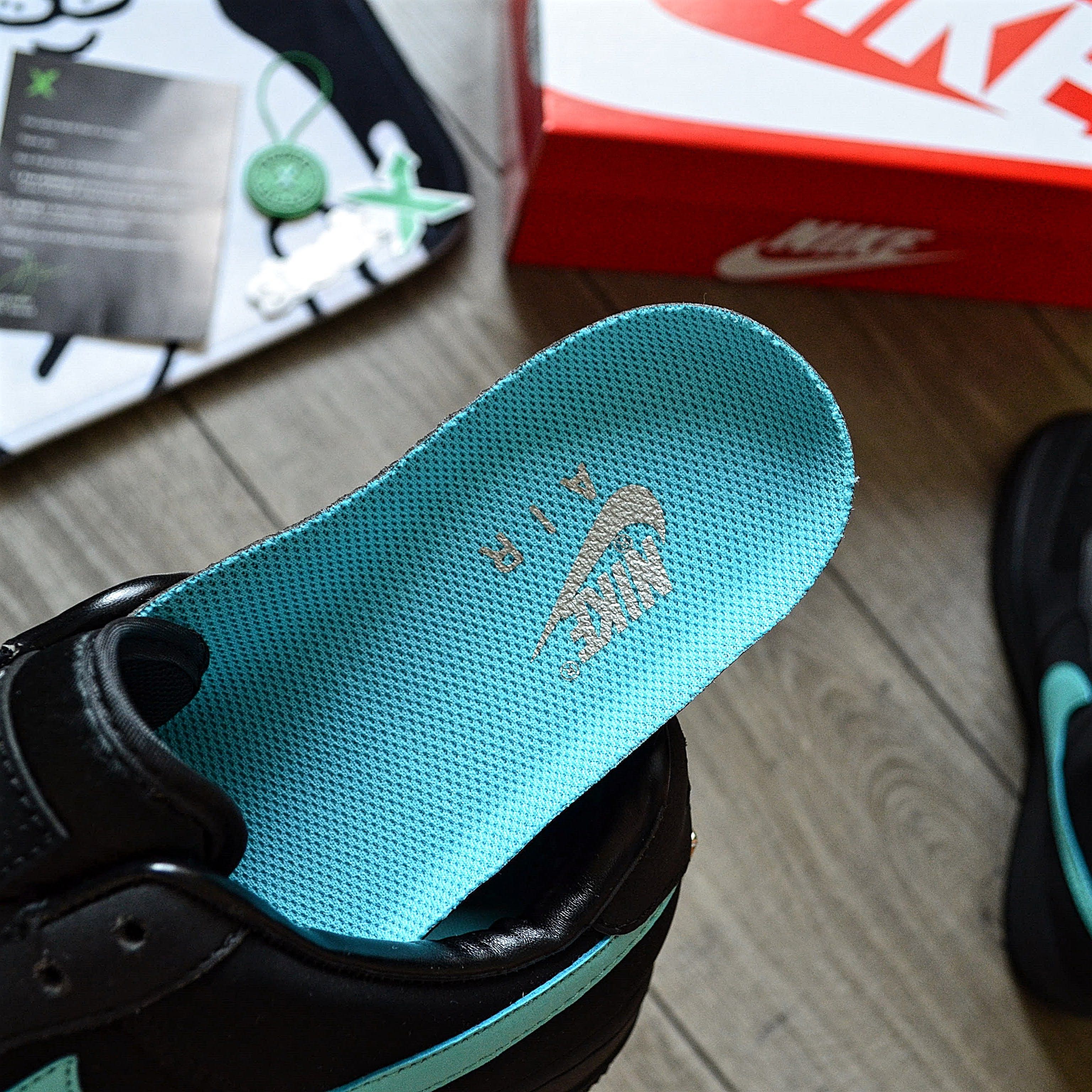 Кроссовки Nike Air Force 1 Low SP Tiffany And Co. 'BLACK/TIFFANY BLUE'