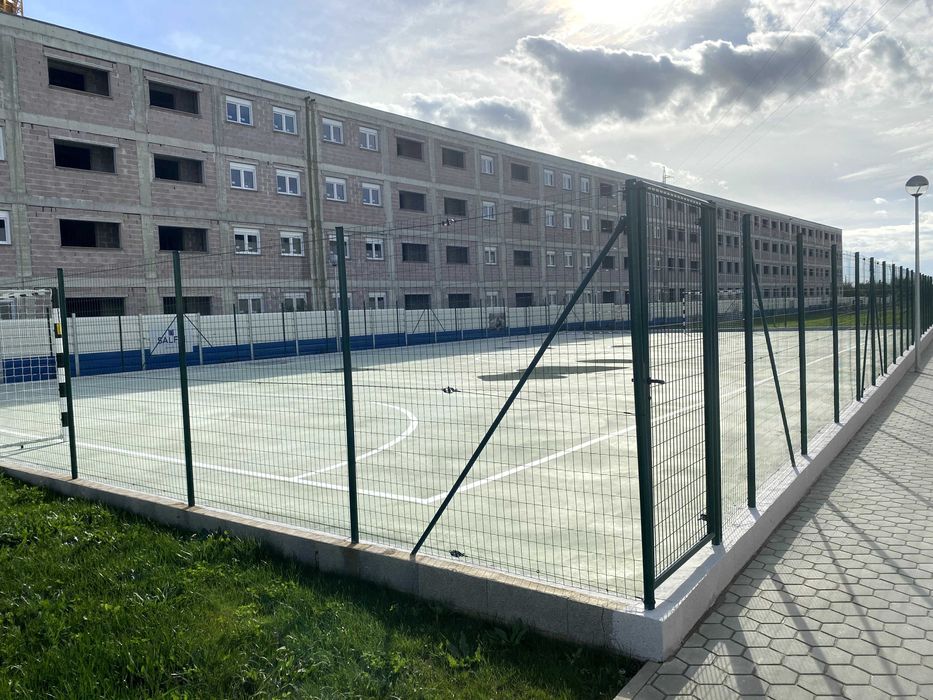 Alugo T1 Novo junto ao Glícinias