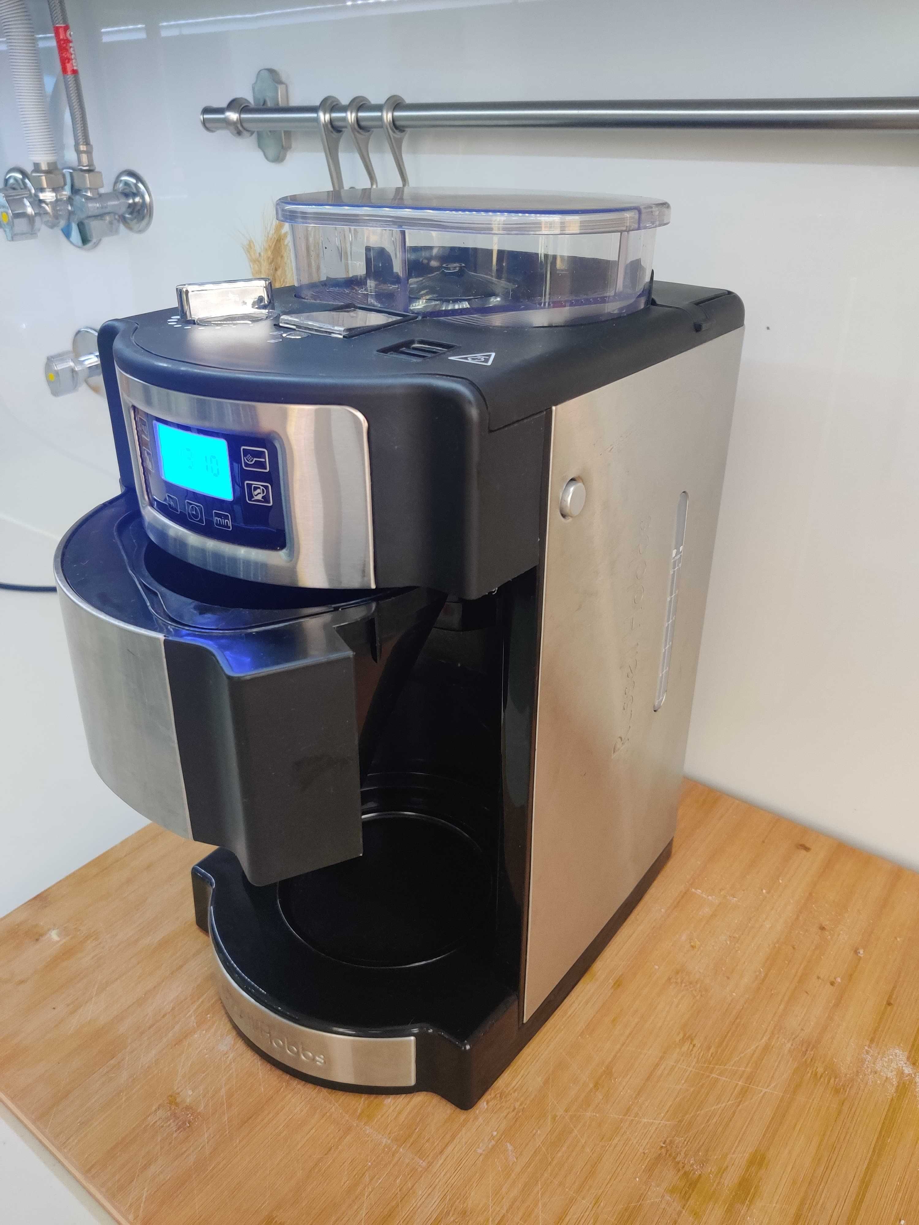 Máquina de café Russell Hobbs (com moínho)