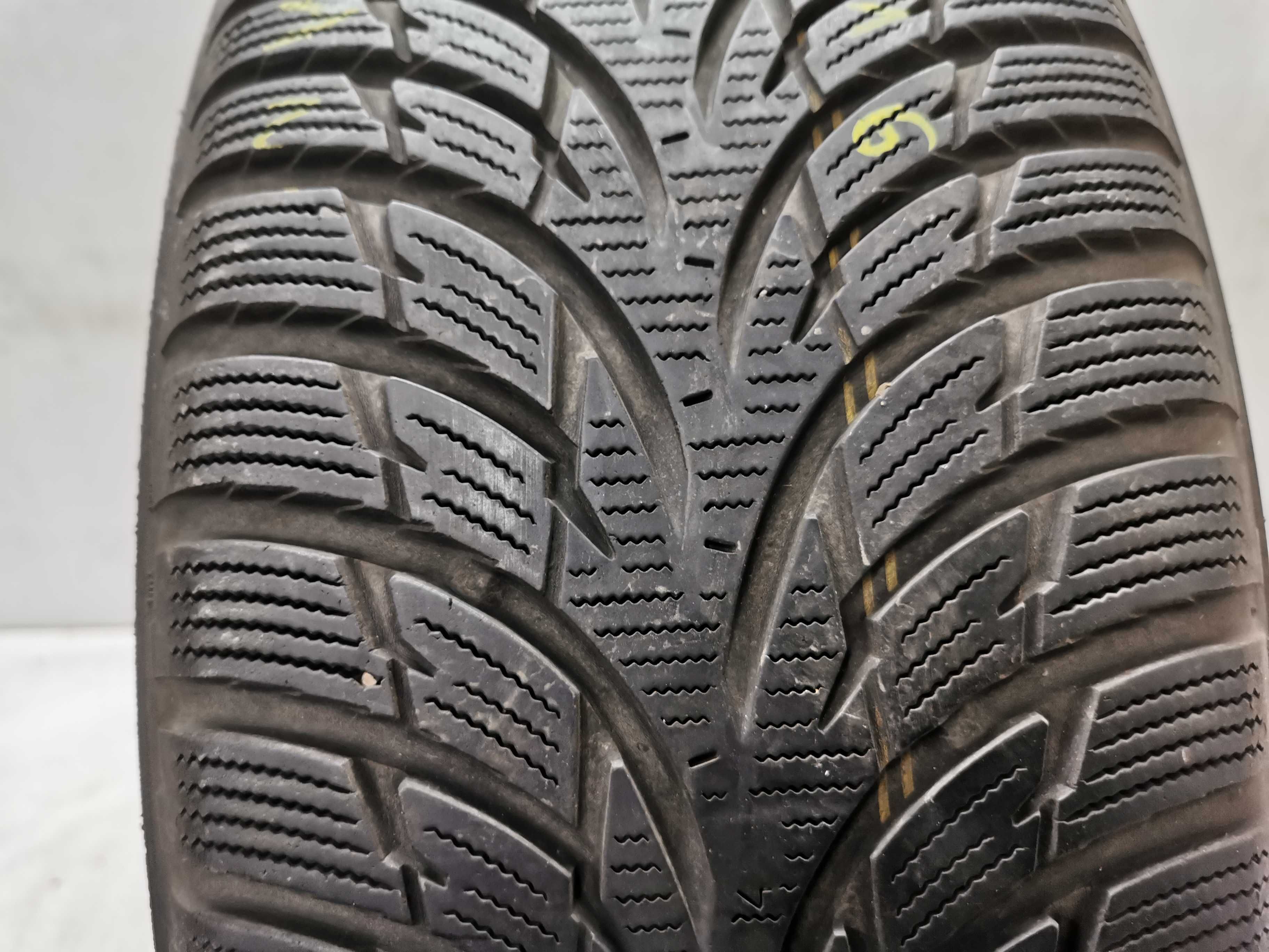 Nokian WR D3 215/60r16 95H N1499