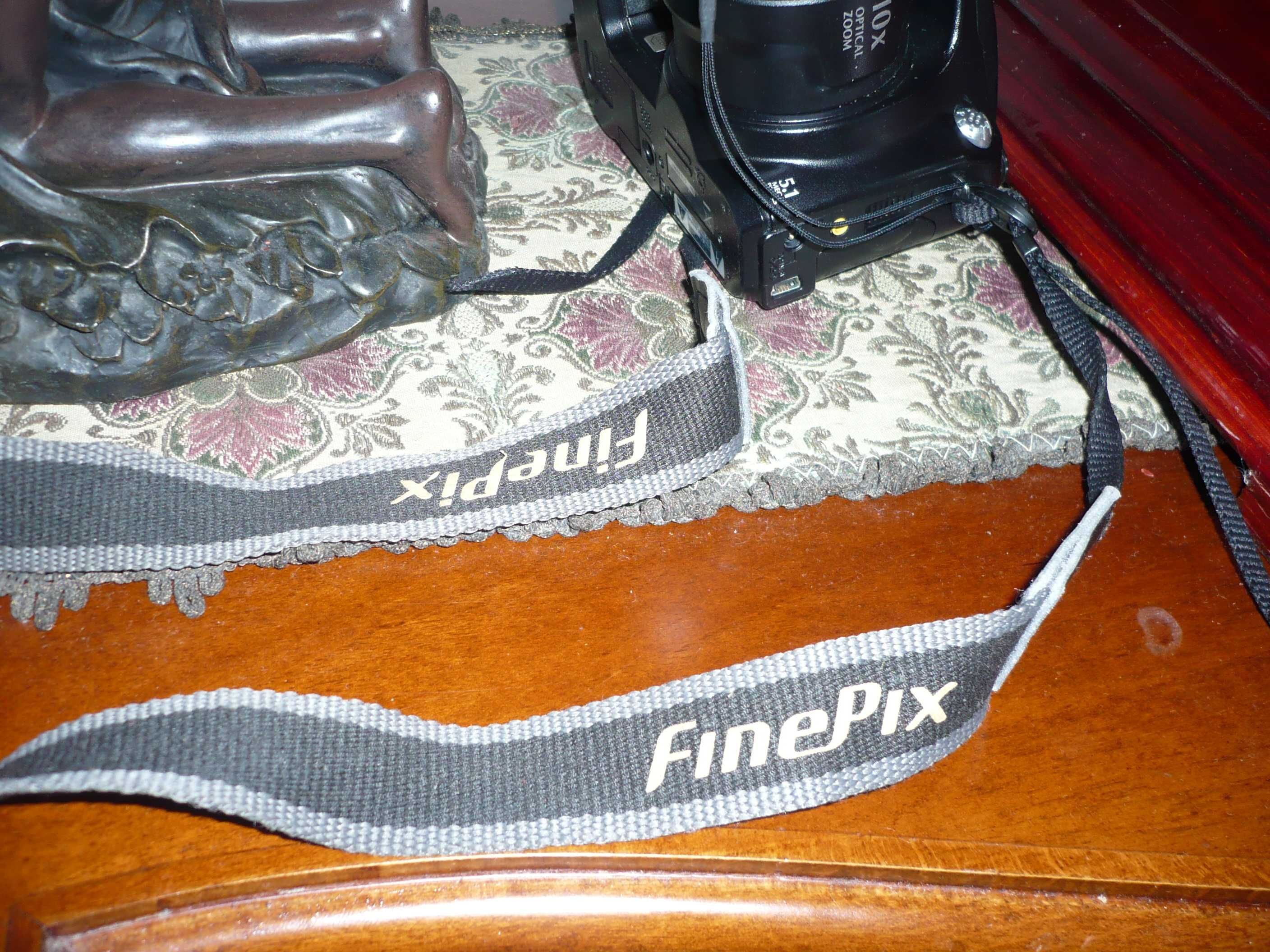 aparat fotograficzny FUJIFILM
