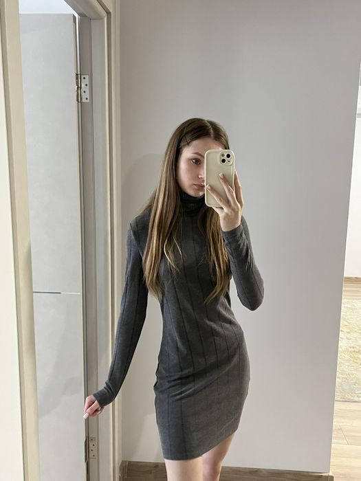 Плаття сукня міді довгий рукав