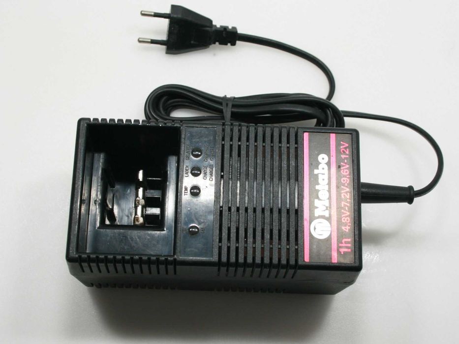 Ładowarka Metabo USLG230 - ładowarka elektronarzędzi 4,8V-12V