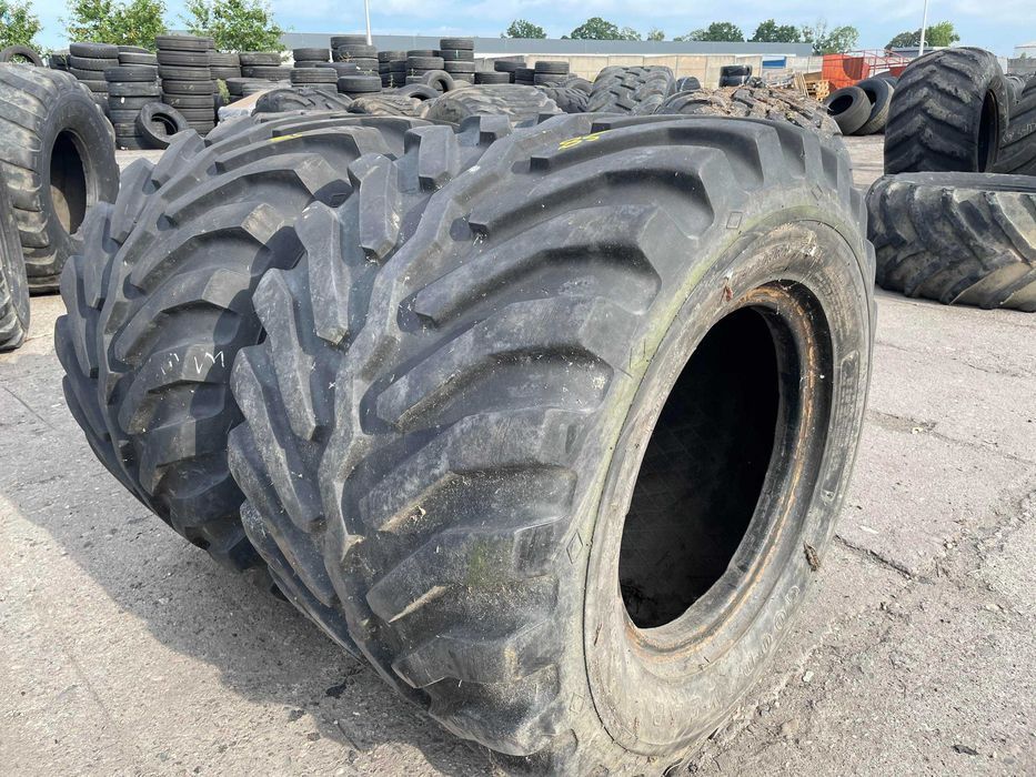 42x25.00-20 OPONY GOODYEAR / 2 SZT / 90 % bieżnika