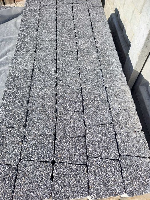 Obrzeże grafit ,kostki brukowe Forbet,  Elwid, Polbruk,  Jadar