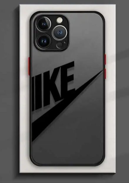 Capa Anti-choque Nike P/ iPhone 12 / 14 / 14 Pró