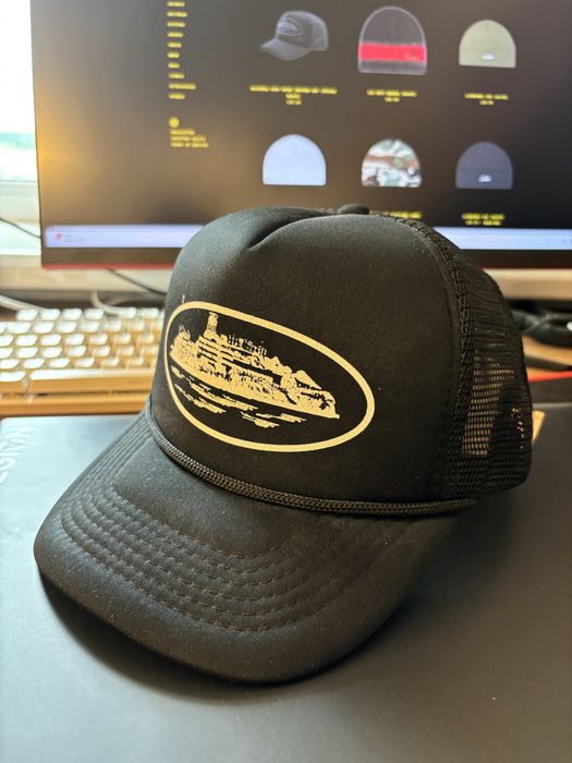 Кепка corteiz trucker hat