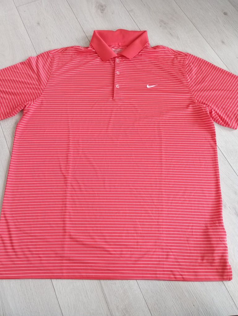 Чоловіча футболка від nike