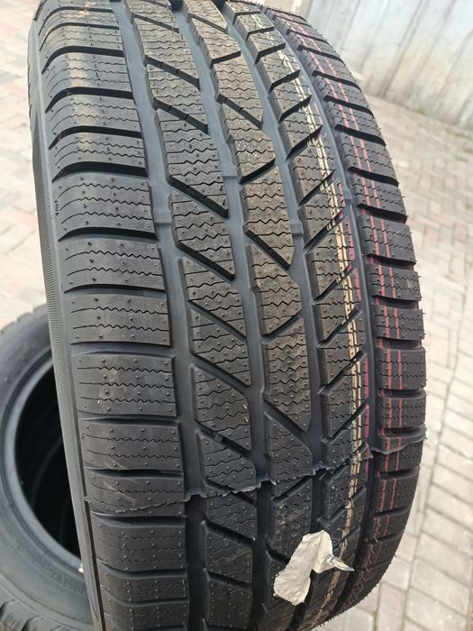 235 50 19 шини нові