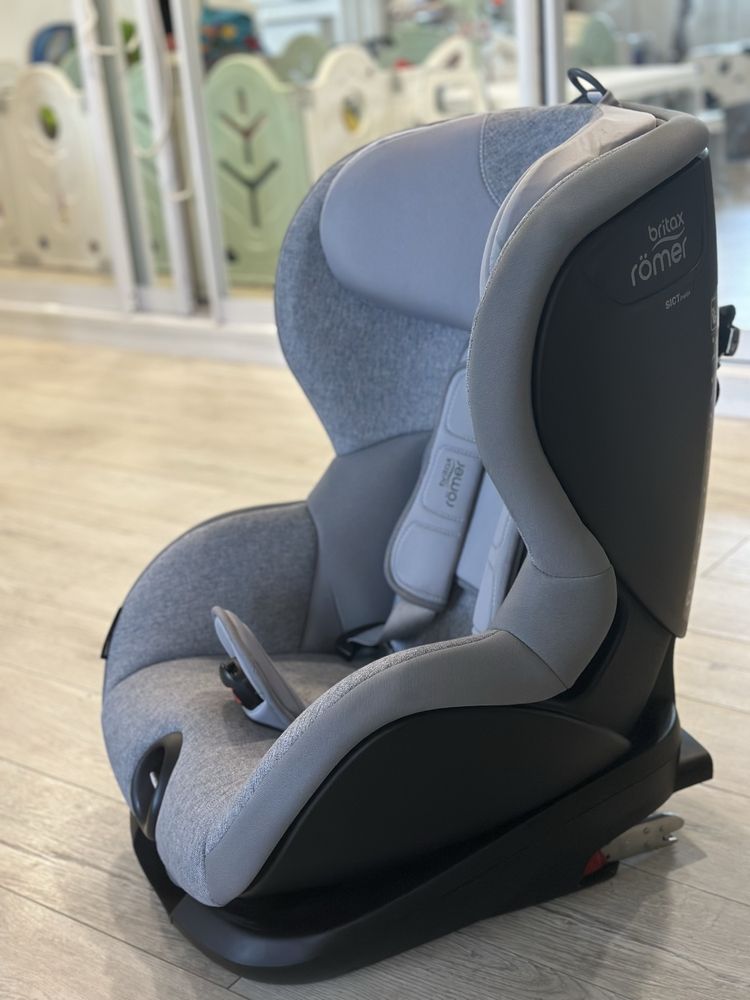 2 автокресла Britax с 0 до 4 лет