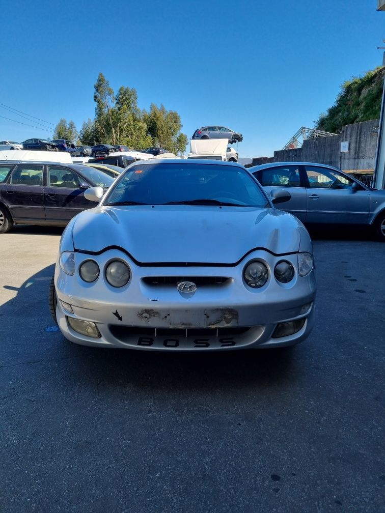 Hyundai Coupé 1.6 16V de 2001 para peças