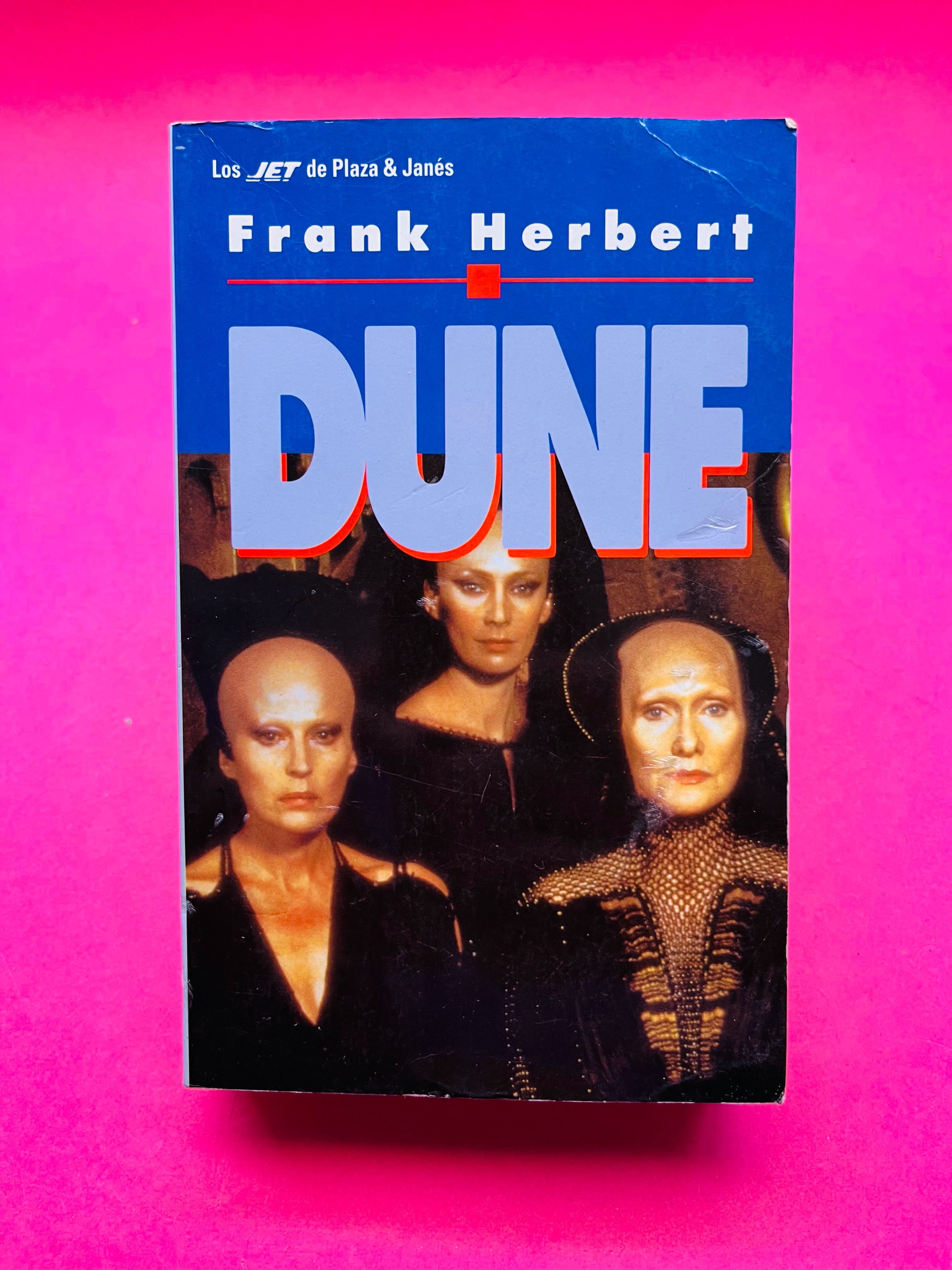 Dune - Frank Herbert