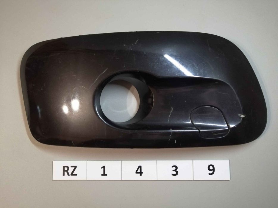 Peugeot/Citroen C3 Picasso 08- решітка бампера накладка ПТФ RH RZ1439