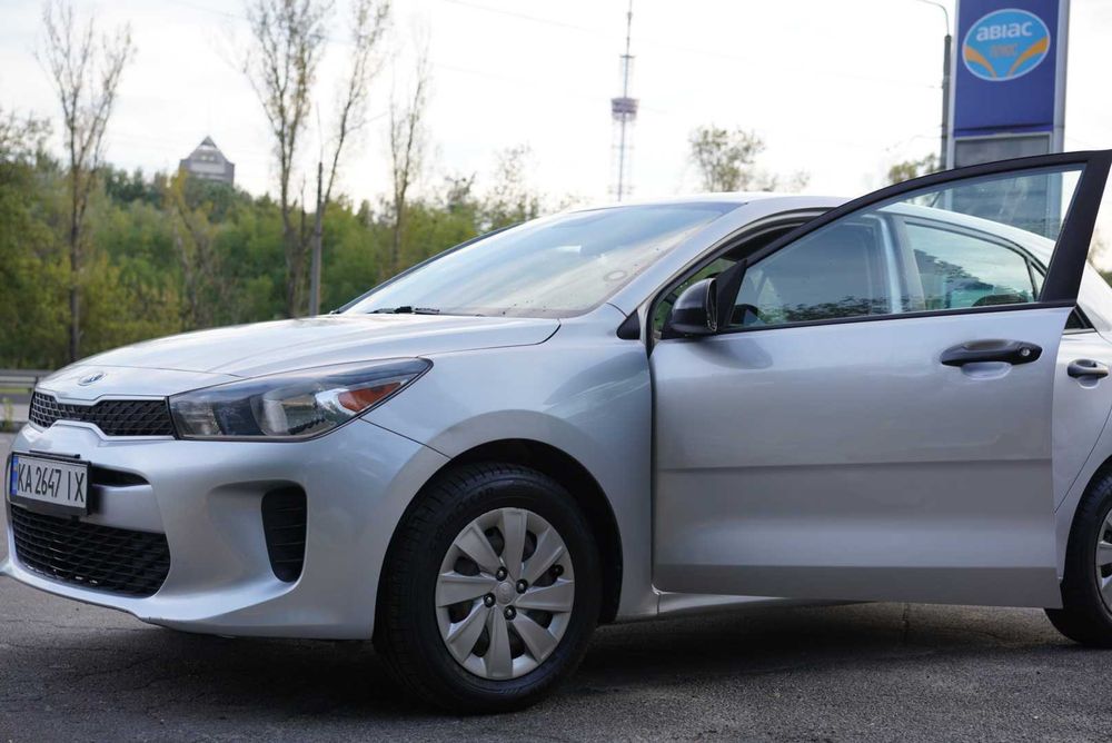 KIA RIO 2017 рік