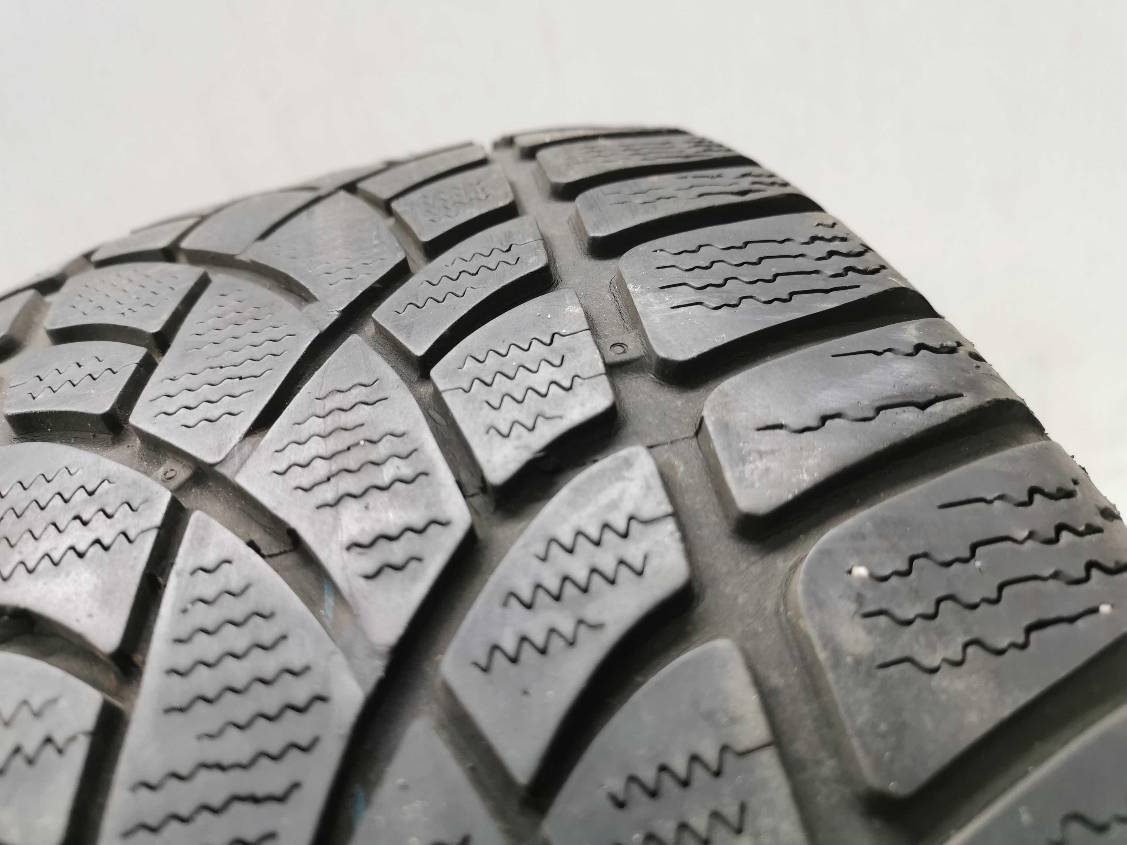 Dunlop SP Winter Sport 3D 245/45r18 100V N0729