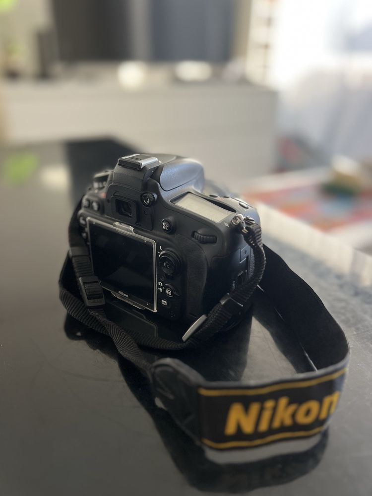 Nikon D610 + lente 50 mm 1.4