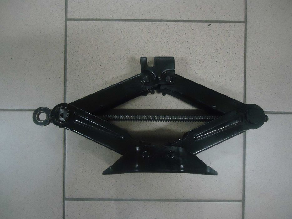 Oryginalny Lewarek Podnośnik MAZDA 3 BL 08-13r.