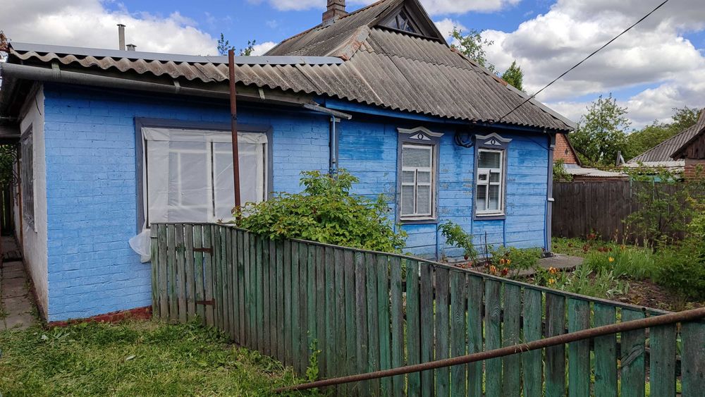 Житловий будинок, сад та город в с. Пархомівка Харківської області