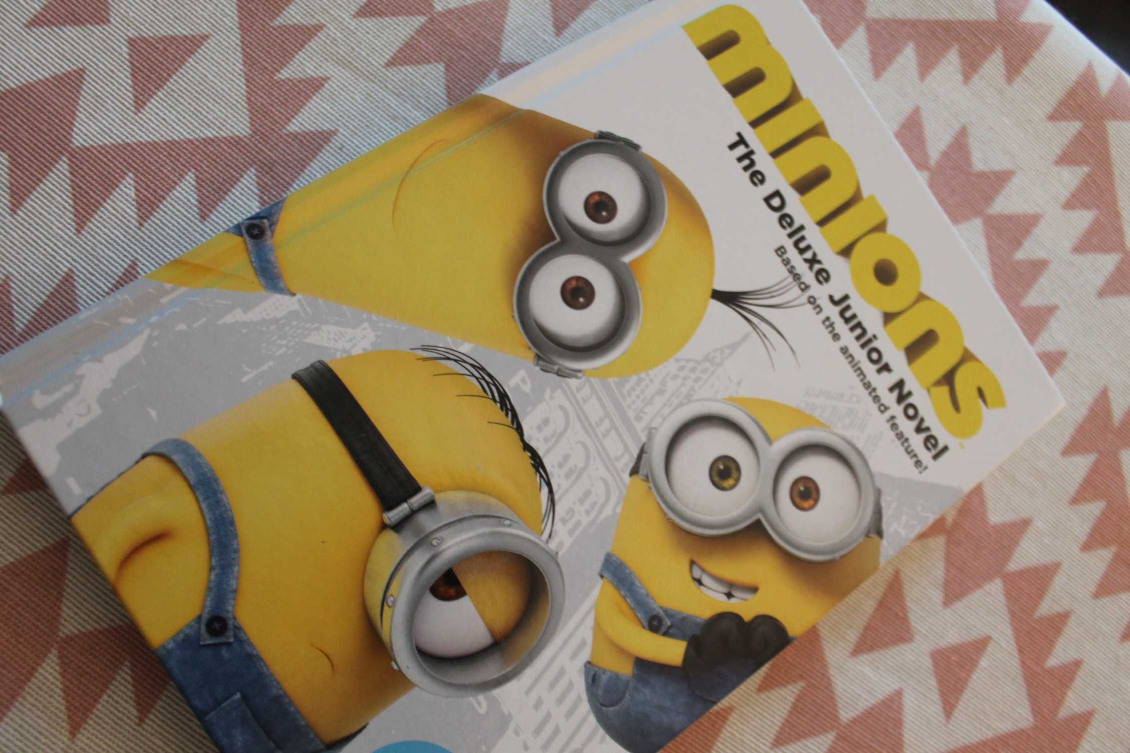 Livro em Inglês - Minions