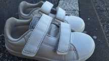 Buty sportowe sneakersy białe śliczne