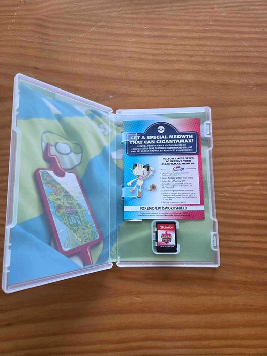 Pokemon Shield Nintendo Switch