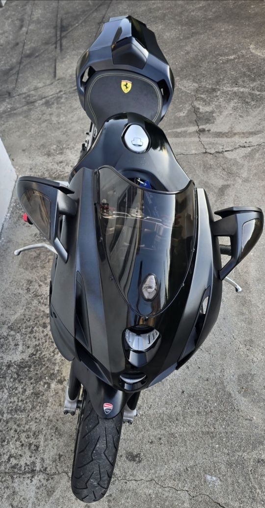 Ducati 749s dark edition