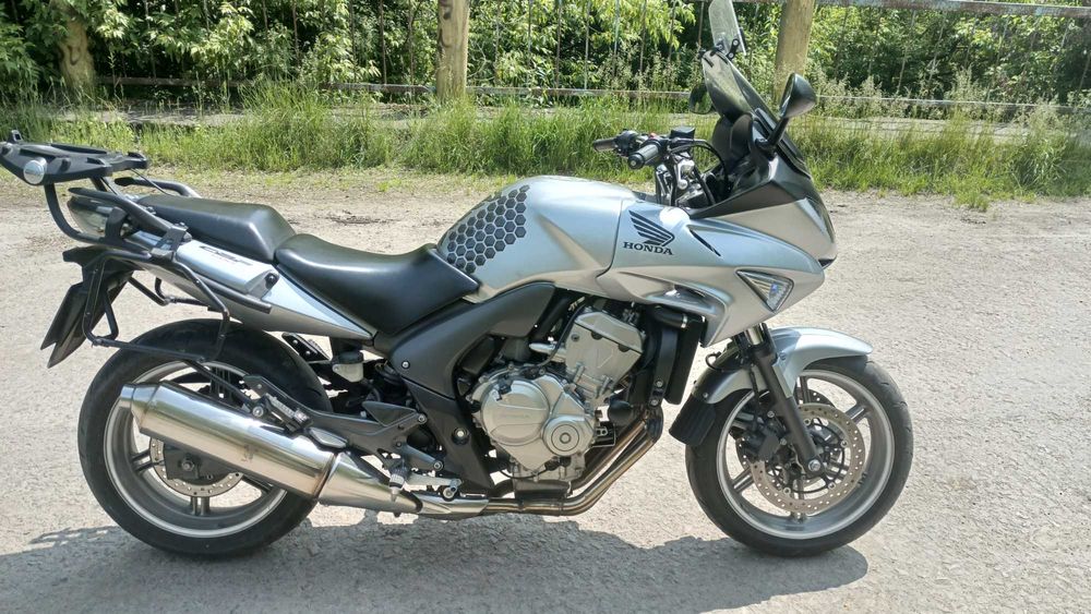 Продам хонду CBF 600