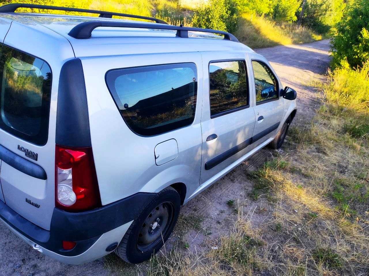 Dacia Logan MCV 1.6 16v Laureate 2008