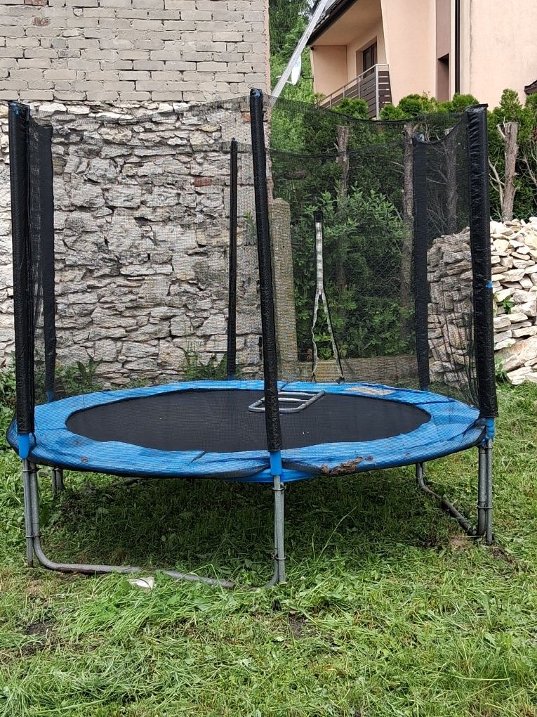 Trampolina do skakania