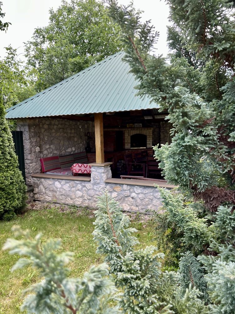 Продається дачний будинок у с. Ступки