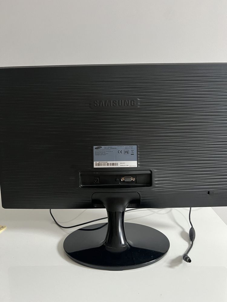 Monitor Samsung S22D300NY