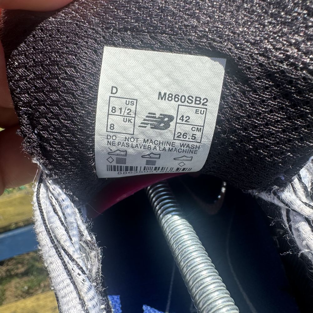 Чоловічі кросівки New Balance 860 v2 Розмір 42