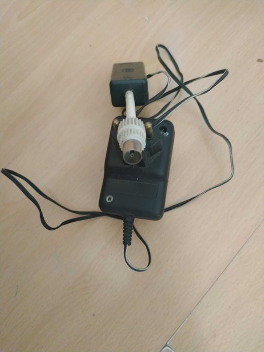 wzmacniacz sygnału TV/ Anteny