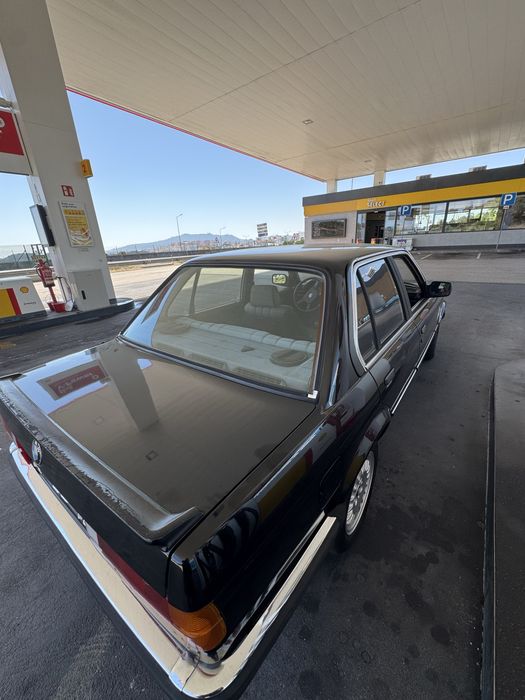 BMW E30 316 Clássico