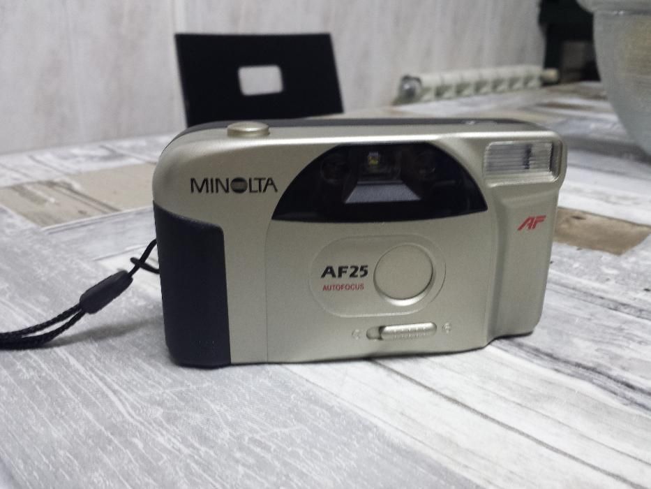 vendo minolta de rolo AF 25 AUTO FOCOUS como nova