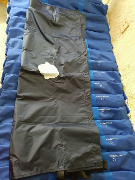 Продам протипролежневий матрас зі змінним тиском б/у, стан гарний