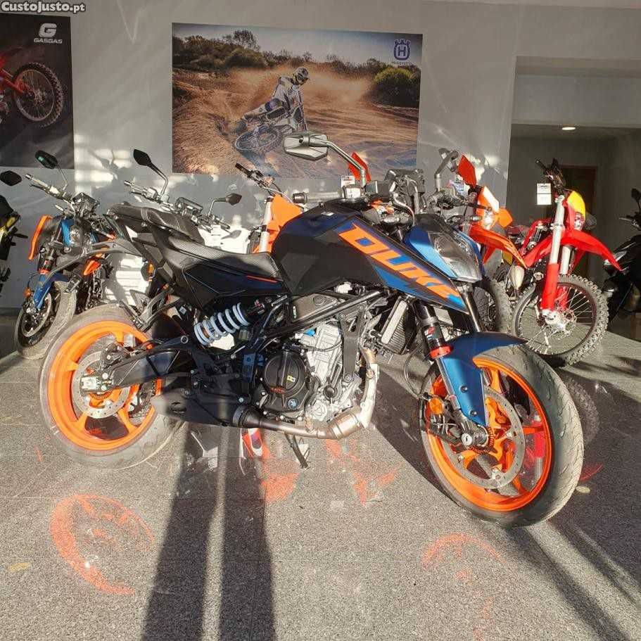 KTM Duke 125 Nova - 0KM