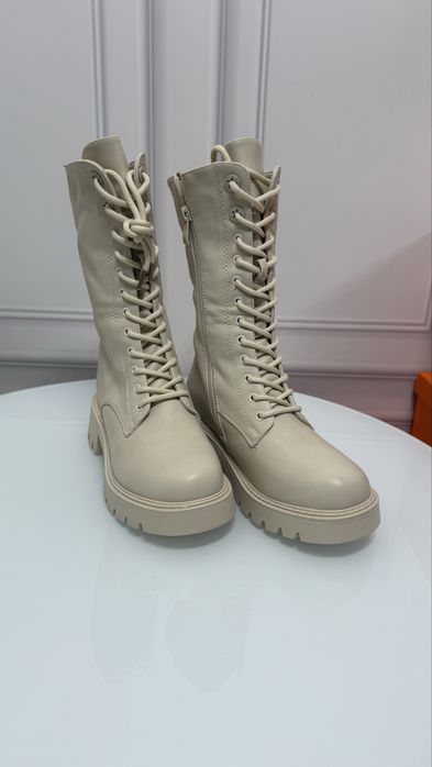 Женские зимние ботинки стильные