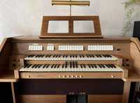 Cyfrowe organy kościelne Viscount 1030