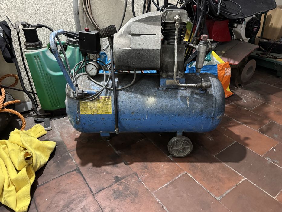 Compressor de ate 100L