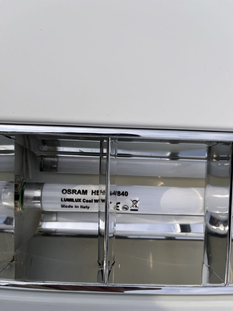 Oprawa podtynkowa rastrowa biala 4x14W. 7 sztuk