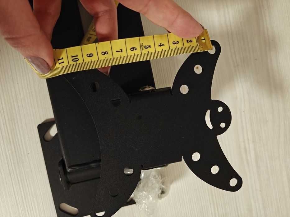 Кронштейн для телевізора 22-32" на стіну